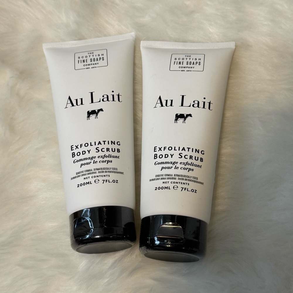 2 SEALED Au Lait Exfoliating Body Scrub